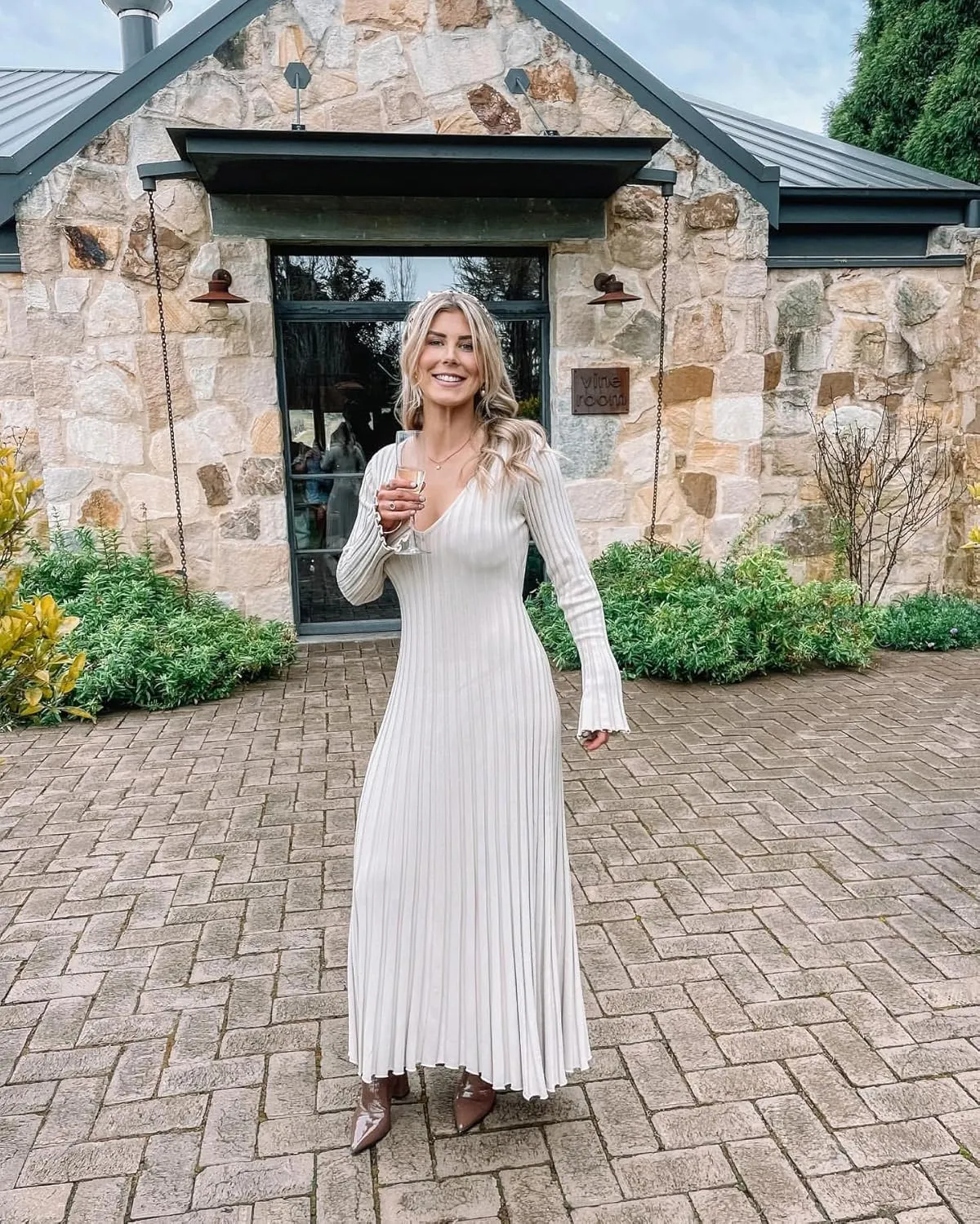 Women Sweater Dress Ribbed Long Sleeve Crewneck Knit Slim Fit Bodycon Dress Fall Maxi Long Dress